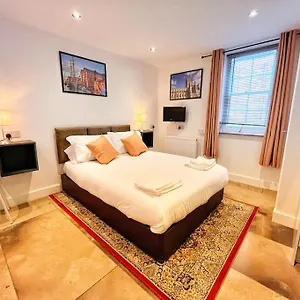 The Pad Apartment Gloucester
